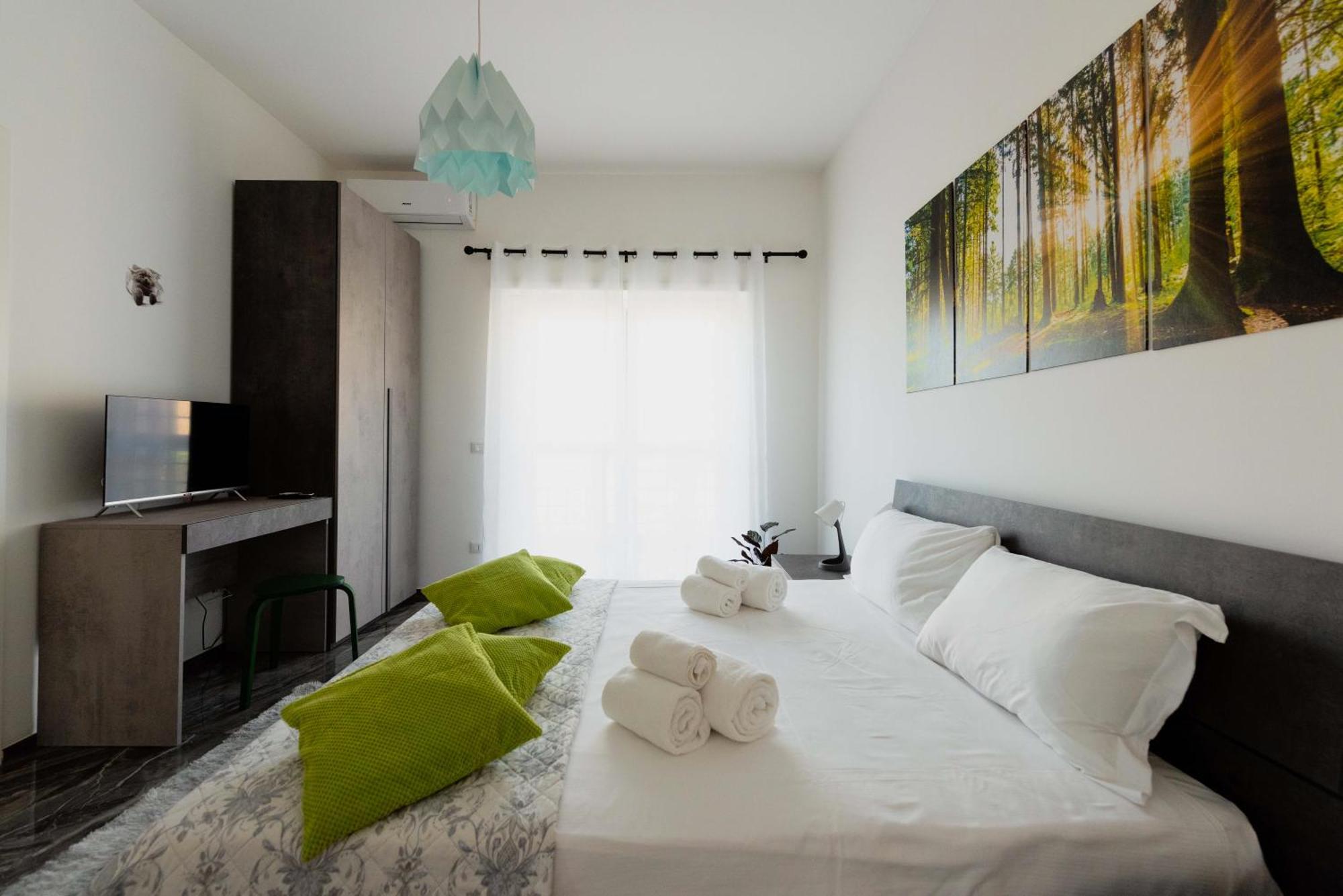 Home Big Crire At 724 罗马 外观 照片
